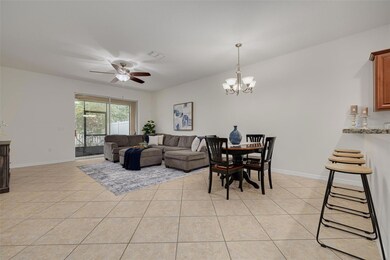 Living room / Dining