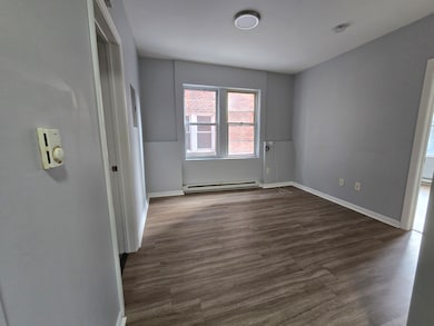 31 Whittier St unit 2B, Bridge Port, CT 06605 - photo 2