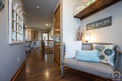 3439 SW 47th Ct, Topeka, KS 66610 - photo 4