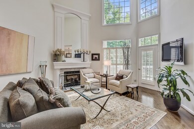 11426 Hollow Timber Ct, Reston, VA 20194 - photo 5