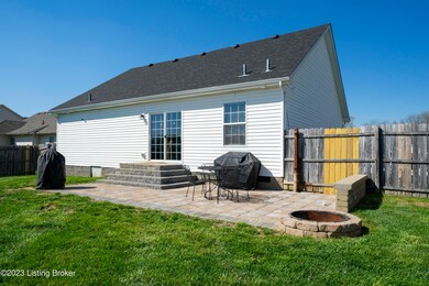 183 Crystal View Ct, Mount Washington, KY 40047 - photo 6