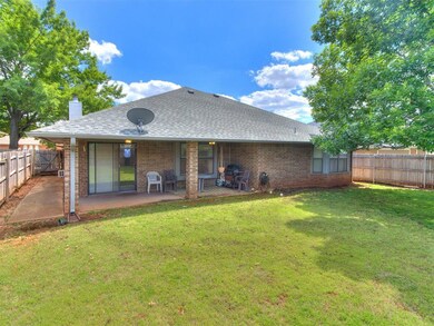 1717 Park View Place, Edmond, OK 73003 - photo 6