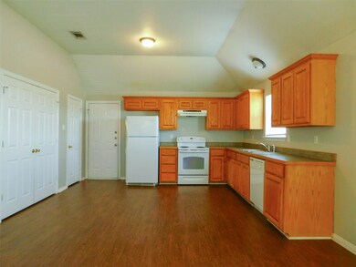 110 Private Road 3230 unit 100, Bridgeport, TX 76426 - photo 4
