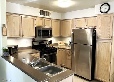 Stainless Steel appliances:stove/micro & refrigera
