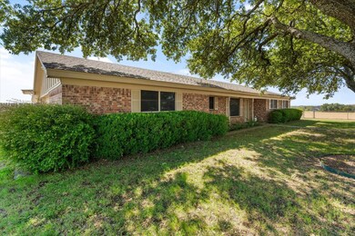 2720 Upper Denton Rd, Weatherford, TX 76085 - photo 4