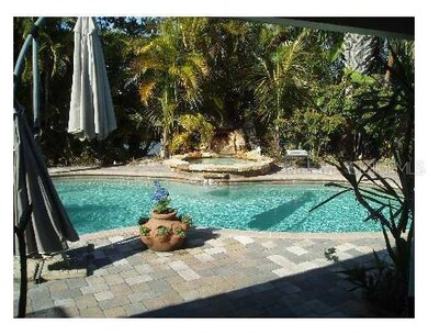 Swimming Pool/Hot Tub/Sauna