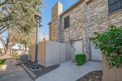 3048 Holly Hall St unit 3048, Houston, TX 77054 - photo 3