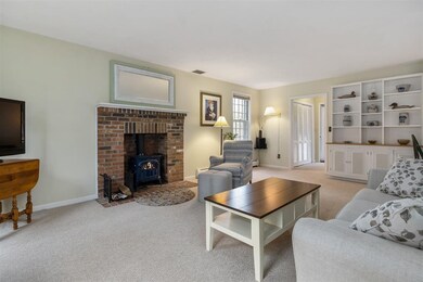 6 Shore Dr, Greenland, NH 03840 - photo 4