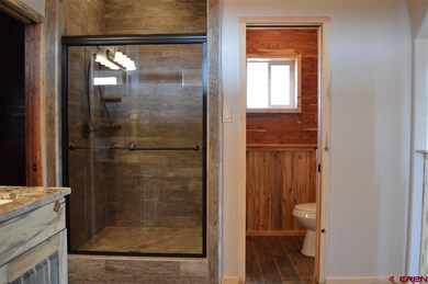 Stand up shower and toilet room