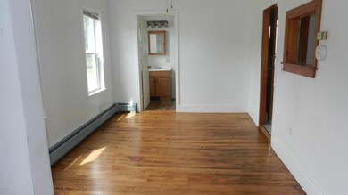 13 Tyler St, North Adams, MA 01247 - photo 4