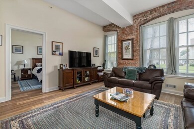 53 Warren St unit 105, Newburyport, MA 01950 - photo 7