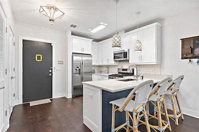 801 Palisade Ave unit 304, Union City, NJ 07087 - photo 3