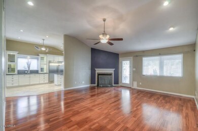Living Room (2)-SMALL