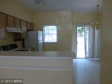 4218 Ashmere Cir, Dumfries, VA 22025 - photo 4