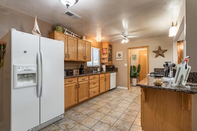 20 Kitchen