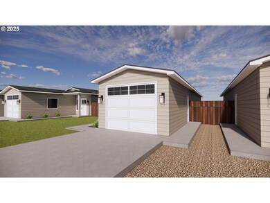 5299 Maple St, Florence, OR 97439 - photo 2