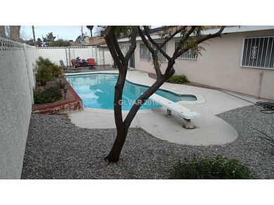 4149 Meadowglen Way, Las Vegas, NV 89121 - photo 5