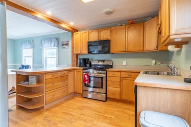 165 Lake St, Nashua, NH 03060 - photo 4
