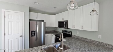 1247 Pangola Dr, Jacksonville, FL 32205 - photo 6