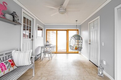 1358 Amostown Rd, West Springfield, MA 01089 - photo 3