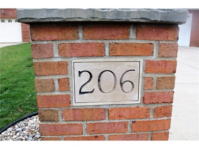 206 Plantation Drive in beautiful Woodridge Planta