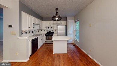 8626 Fire Rock Rd, Laurel, MD 20724 - photo 5