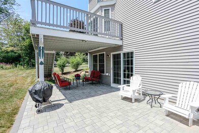 1025 Meadow Ln, Dunbarton, NH 03046 - photo 3