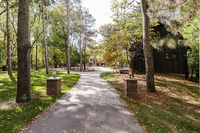 2891 Gale Rd, Ann Arbor, MI 48105 - photo 2