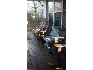 5010 Hawthorne Ave, Sheffield Lake, OH 44054 - photo 3