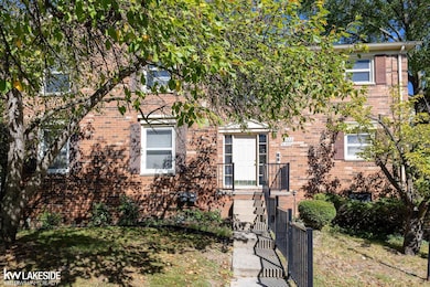 6322 Pepper Hill St unit 62, West Bloomfield, MI 48322 - photo 2