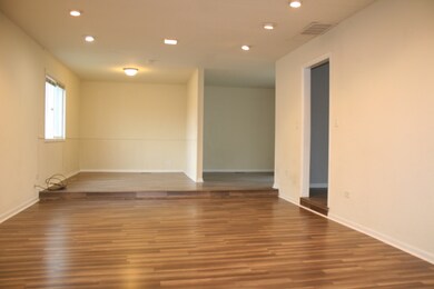 17142 Orchard Ln, Country Club Hills, IL 60478 - photo 5