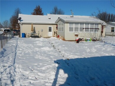 103 E Oak St, Roachdale, IN 46172 - photo 6