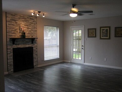 7403 Woodland West Dr, Houston, TX 77040 - photo 5