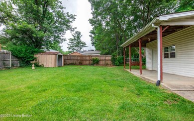 9325 Hudson Ln, Louisville, KY 40291 - photo 3