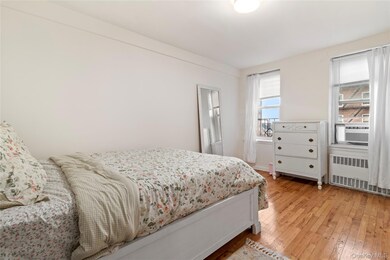 84-50 169th St unit 315, Jamaica, NY 11432 - photo 4