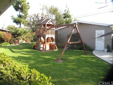 229 Princeton Dr, Costa Mesa, CA 92626 - photo 5