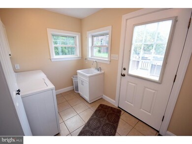 129 Chestnut St, Spring City, PA 19475 - photo 7