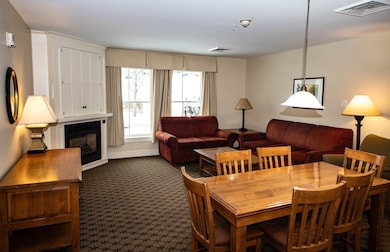 505/507 Qtr I Adams House, Ludlow, VT 05149 - photo 3