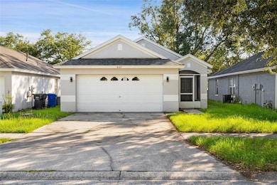 807 Cape Cod Cir, Valrico, FL 33594 - photo 2