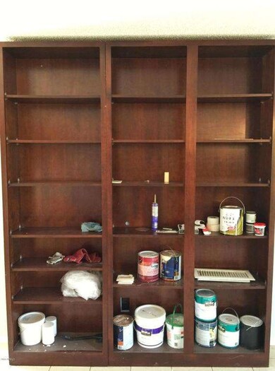 21st Av Built In Bookshelves