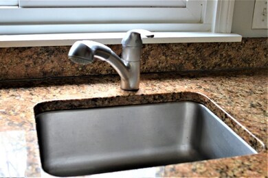 15 Northey St unit 3, Salem, MA 01970 - photo 6