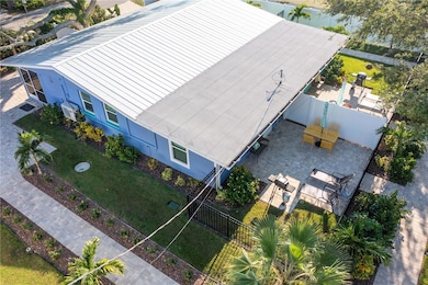 914 Mc Hill Rd unit B, Nokomis, FL 34275 - photo 4