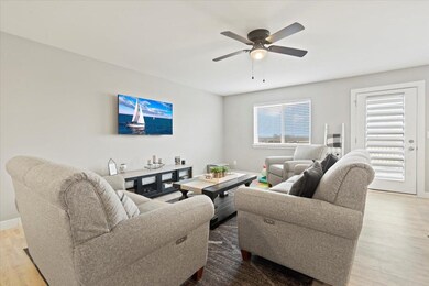 813 Grindstone Cir, Waterloo, IA 50702 - photo 4