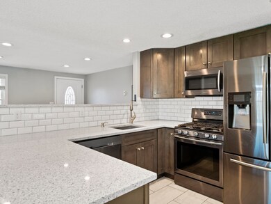 9 Valley Rd, Hampstead, NH 03841 - photo 5