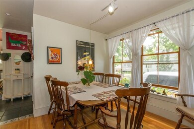 Dining are off living room