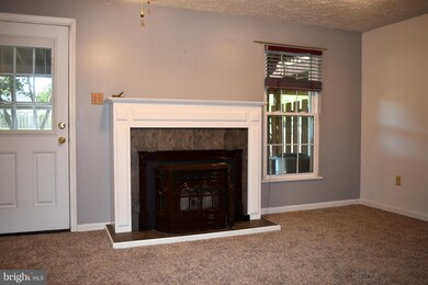 1501 Beverly Ct, Frederick, MD 21701 - photo 5