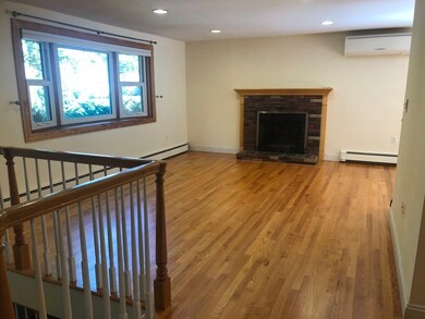 120 Bumble Bee Cir, Shrewsbury, MA 01545 - photo 4