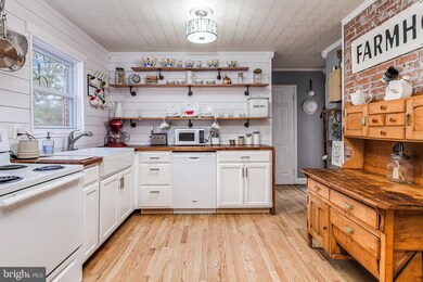 18519 Preston Rd, Hagerstown, MD 21742 - photo 2