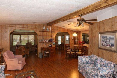 715 Hyacinth Cir, Sebastian, FL 32976 - photo 2