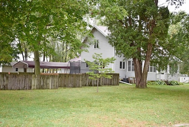 715 S 7th St, Osage, IA 50461 - photo 4